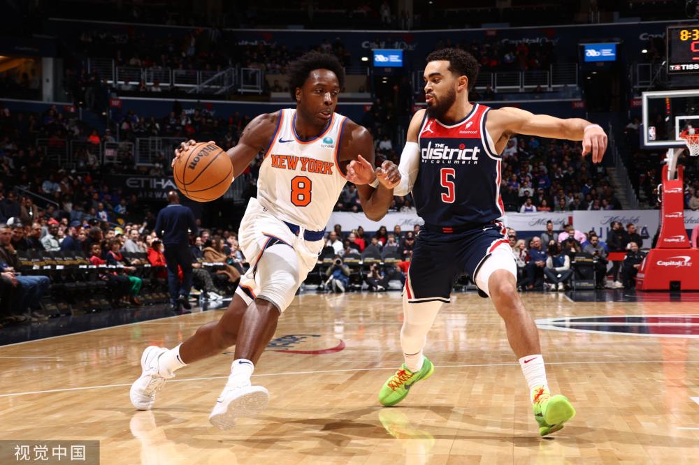 凯恩与穆尔 凯恩与穆尔